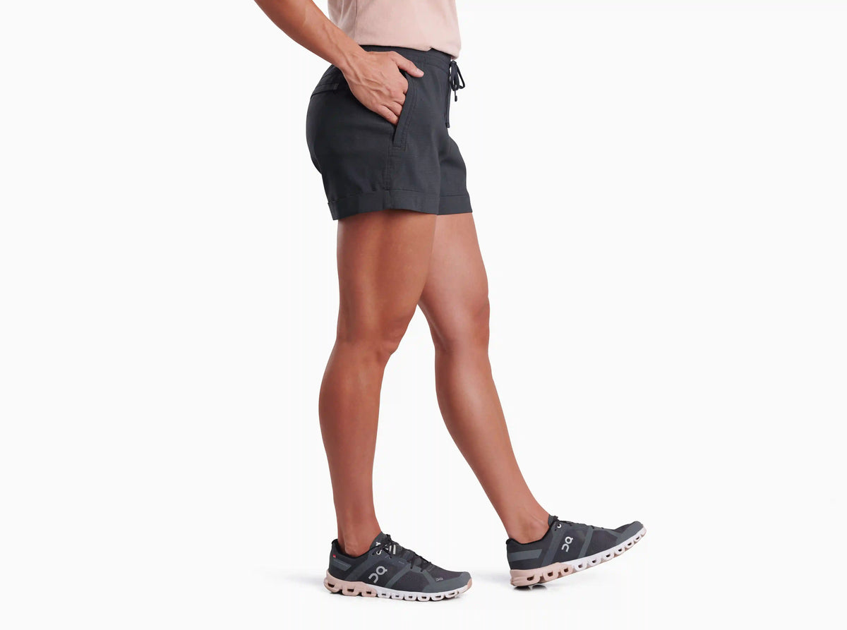 Haven™ 3.5" Short