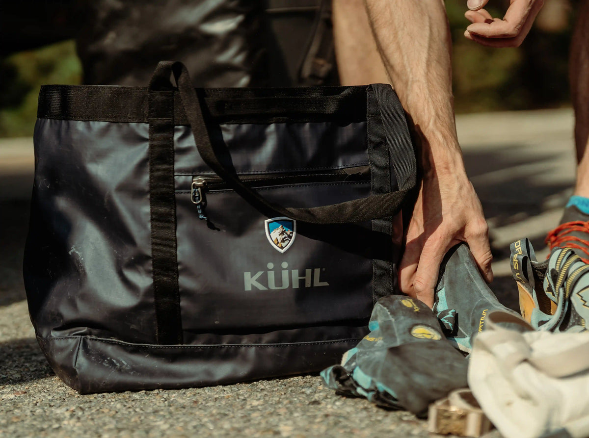 Eskape™ Tote Main image